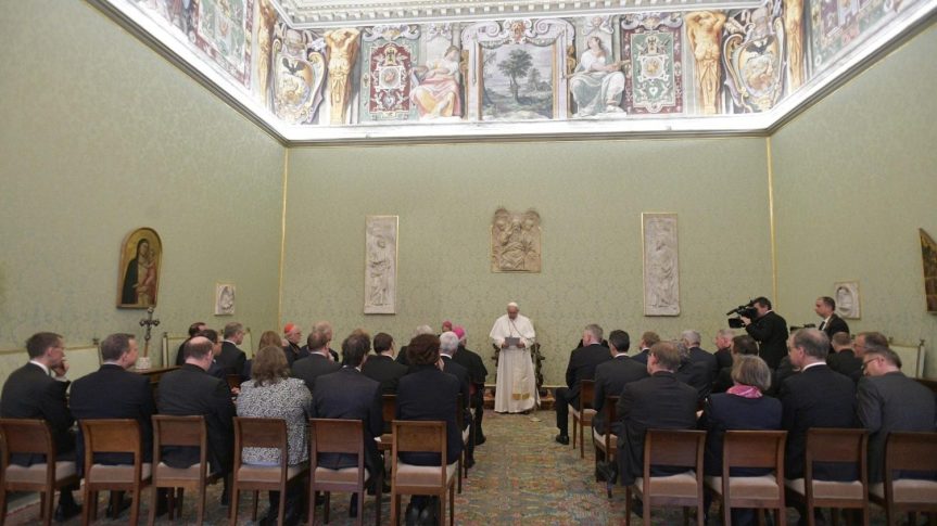 Dialog dan Martabat Manusia Akar Liputan&nbsp;Terbaik