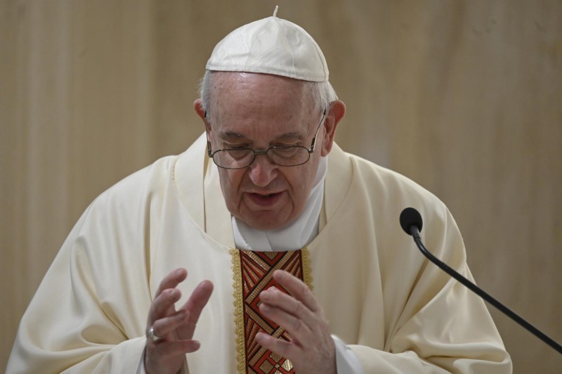 Paus di Misa berdoa untuk mereka yang kehilangan&nbsp;pekerjaan