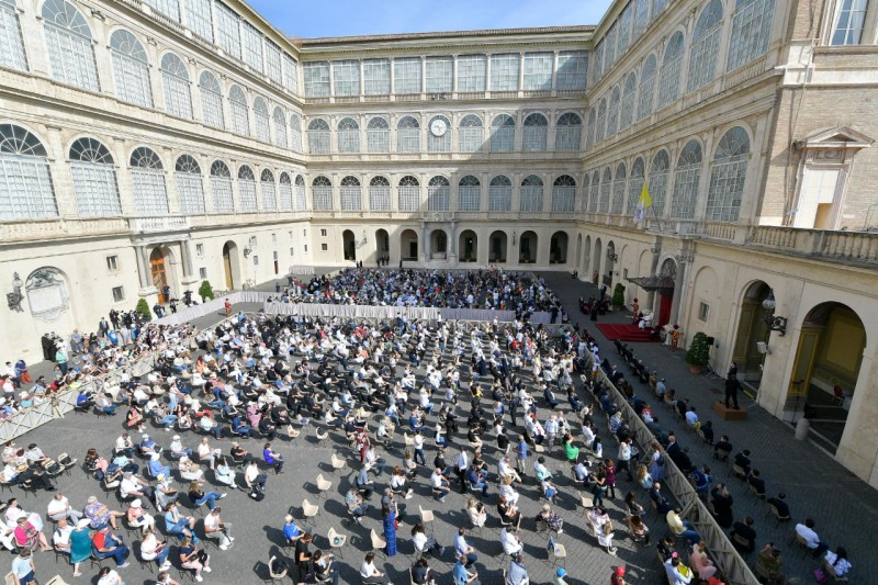 Katekese Paus Fransiskus pada Audiensi Umum – 16 Juni&nbsp;2021