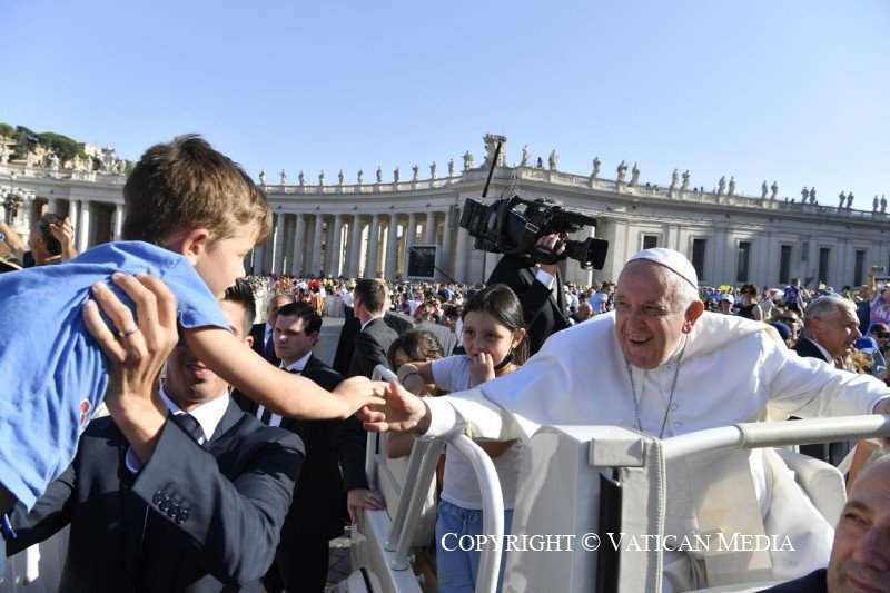 Homili Paus Fransiskus pada Misa Kudus – Pertemuan Keluarga ke-10, 25 Juni&nbsp;2022